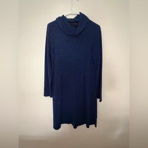 Banana republic women’s sweater like dress - size medium